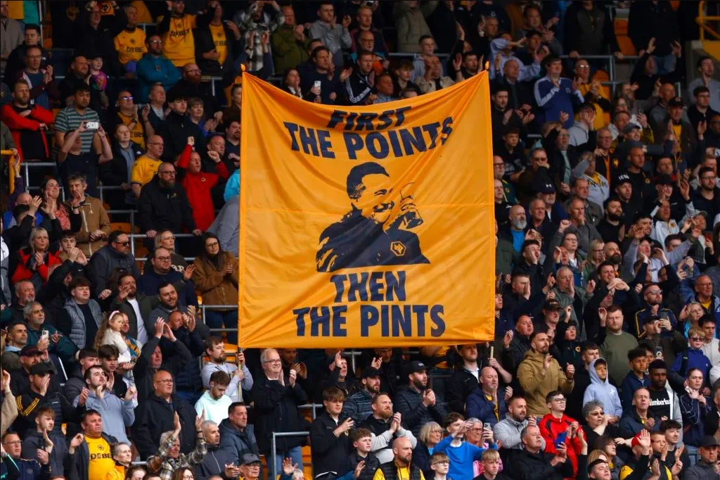 九游游戏盒官网版赛前突围战来临，洛杉矶湖人围绕亚冠遗憾出局，信心回归，临场指挥获称赞的简单介绍